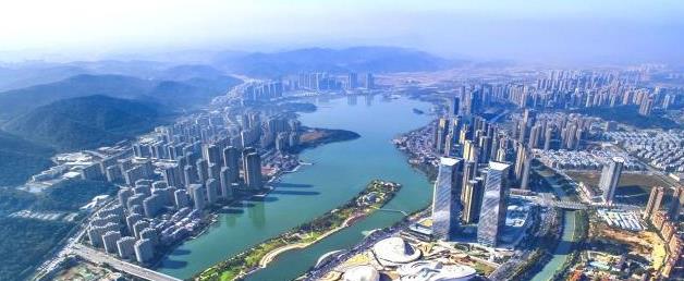 旅游业|我国“奇葩”的网红城市，没什么知名景区，却能靠旅游业年入千亿