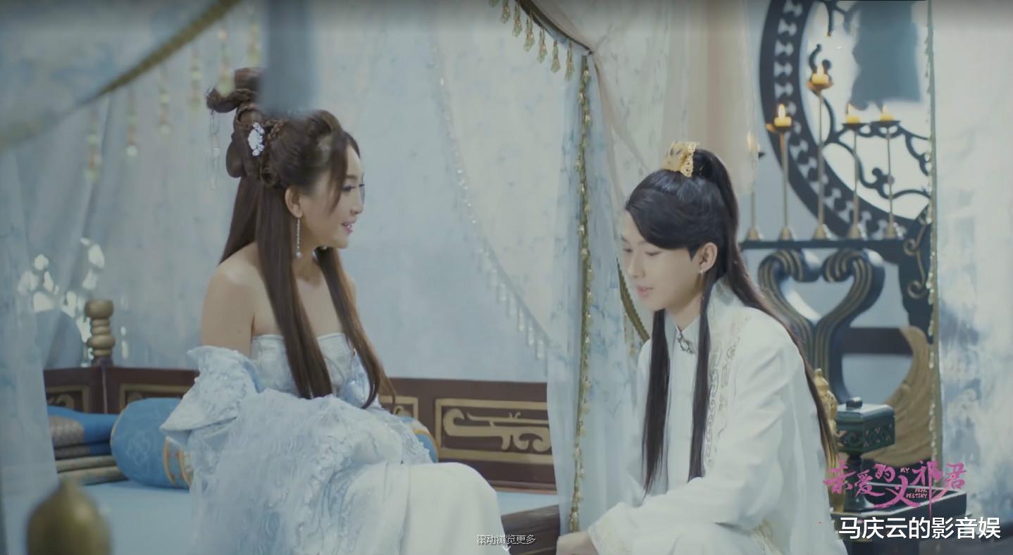 「温碧霞」温碧霞新剧开播，饰演太妃，依旧显年轻，但演什么都是苏妲己造型