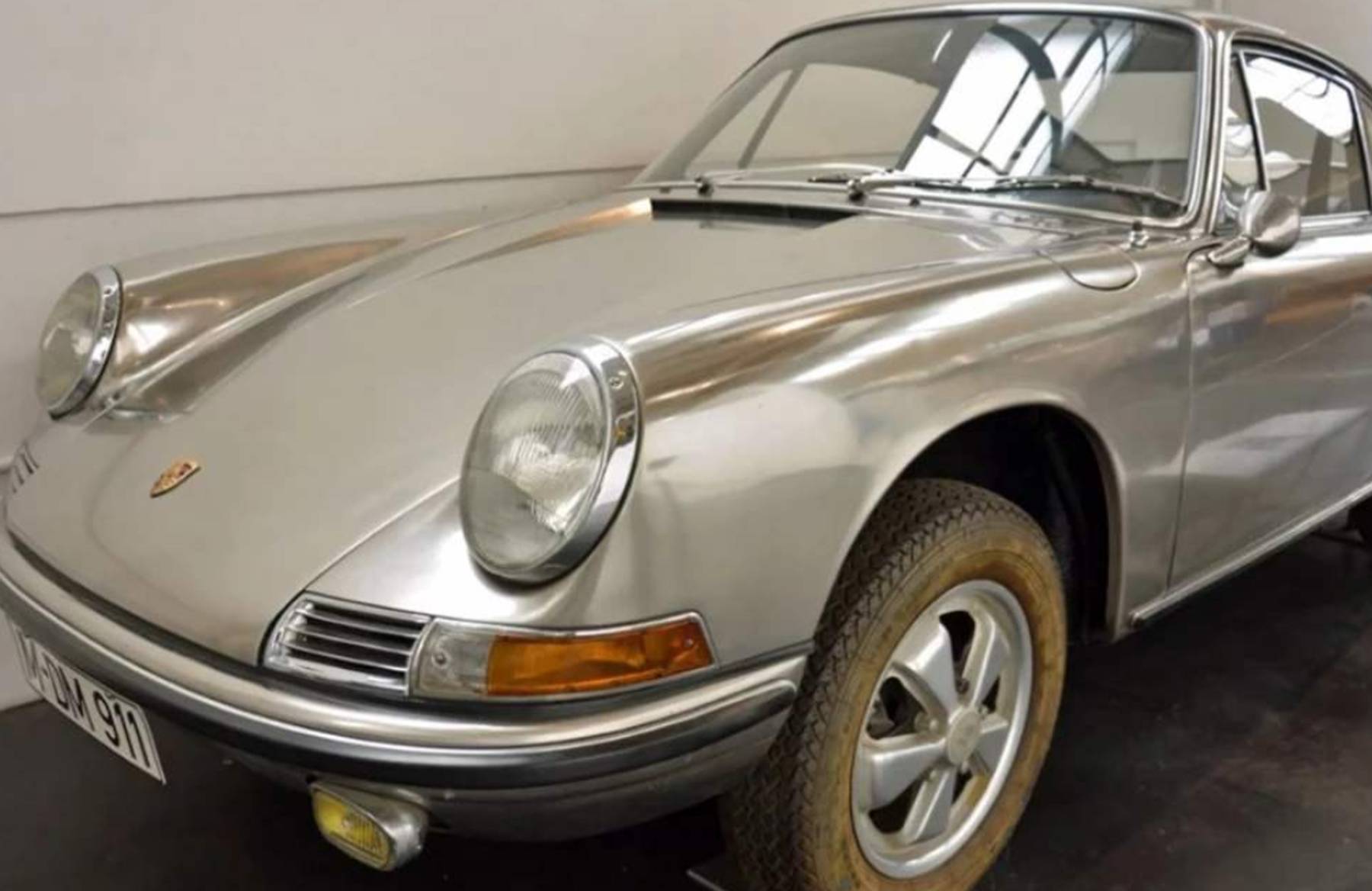 保时捷|为啥车企不用不锈钢造车?保时捷:上世纪造过1次,丢人丢大了!