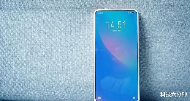 魅族■黄章诚意十足！骁龙865+三星AMOLED屏+4500，还是极速屏下指纹