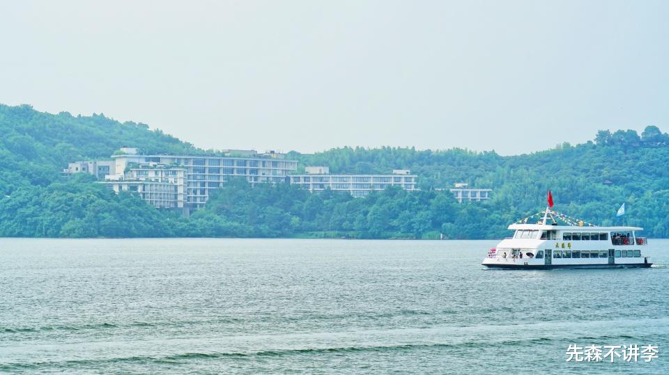 天目湖@《人民的名义》中，吕州月牙湖原型就在江苏，游客：美食城没拆？