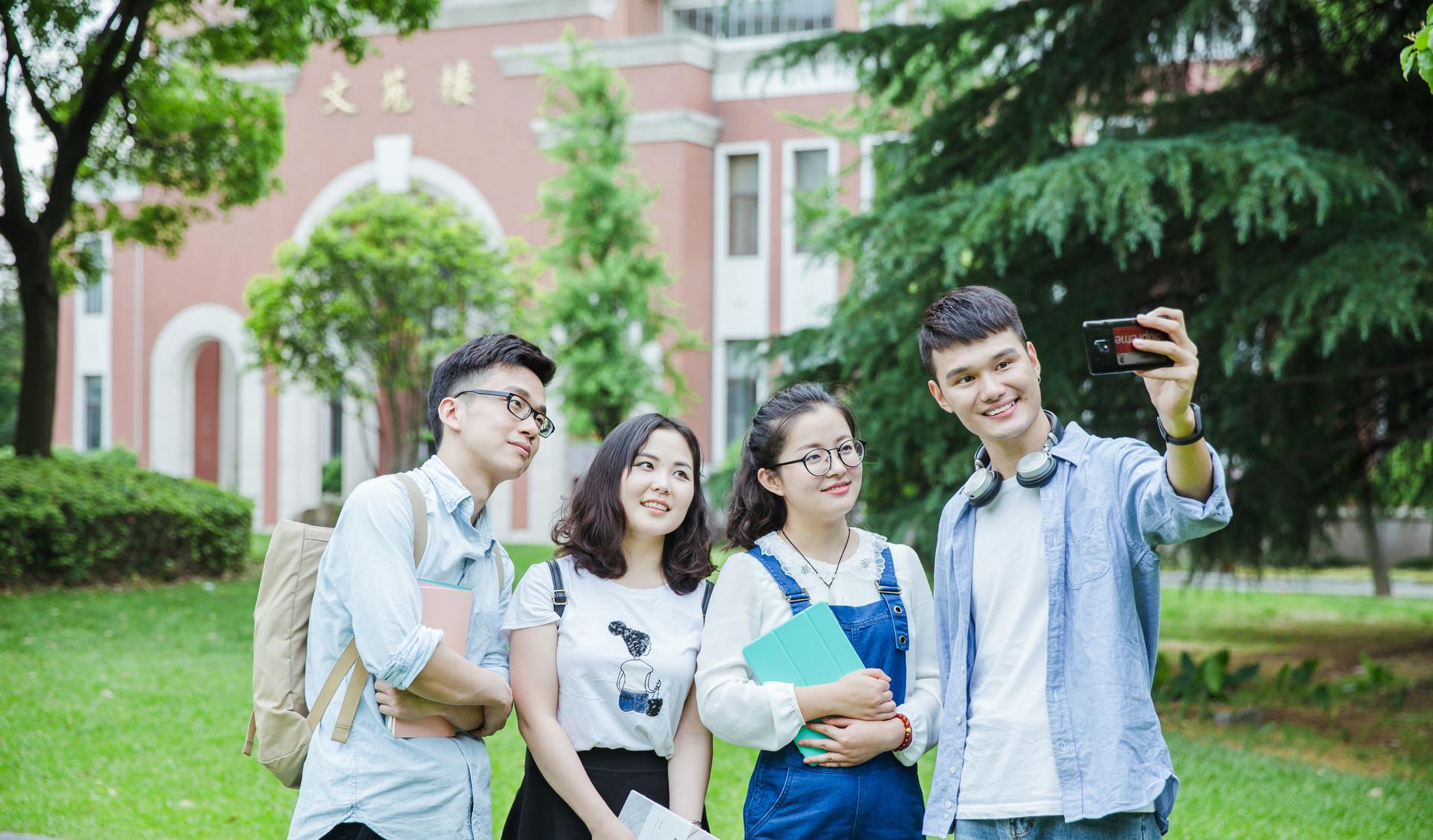 ##一个45岁的过来人提醒你：选择大公司，除了薪水，还有这3个优点