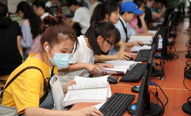 教育部|教育部最新通知，高考将迎来“大变动”，家长哭诉：没法上学了