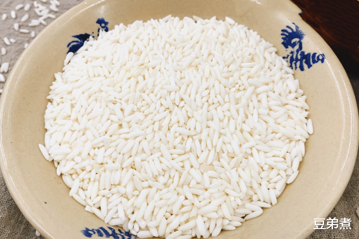 葡萄|秋天，此果正当季，3块钱一斤，简单一煮，清香甘甜，比橙汁好喝