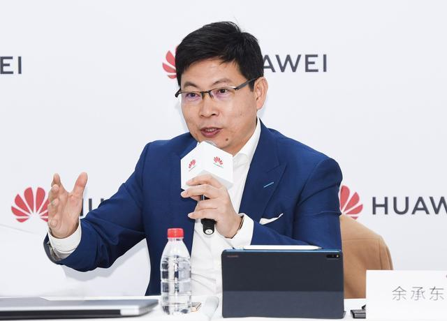 |国产化率近9成！余承东吹的牛快要实现了，麒麟芯片让苹果很受伤