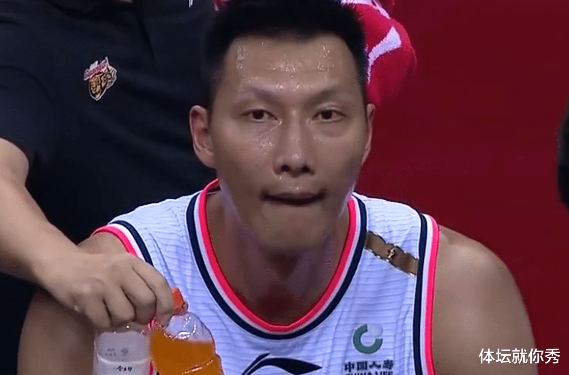 北控男篮|奇葩CBA：北控惨败新疆跌到第7，辽宁4连胜升第5，4队27胜太残酷