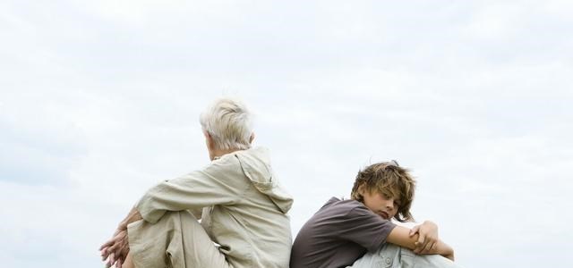 跟阿北聊生活 13岁女孩被老师质疑后溺亡，为何宁愿委屈也不告知家长？有原因！