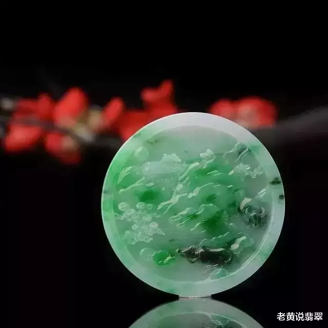 钱币|警惕这种翡翠手镯，不值钱！（镯心镯）
