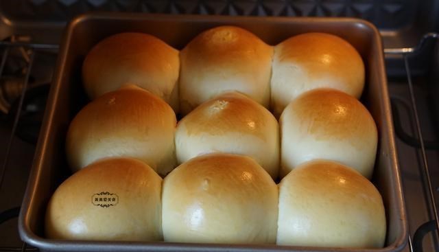 面包:值得分享1000次的面包方子,口感柔软,吃了上瘾,放3天也不硬