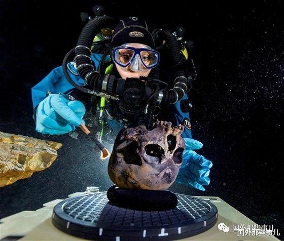 「墨西哥」墨西哥海底洞穴发现9具尸骨,来自1.3万年前