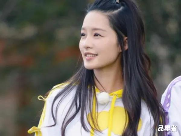 『孙建弘』还记得2年前《奔跑吧》介绍李沁的台词吗？现在看来真是神预言了