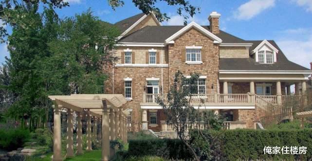 李嘉诚|李嘉诚“囤地”，为什么有恃无恐？最长时间已高达25年！