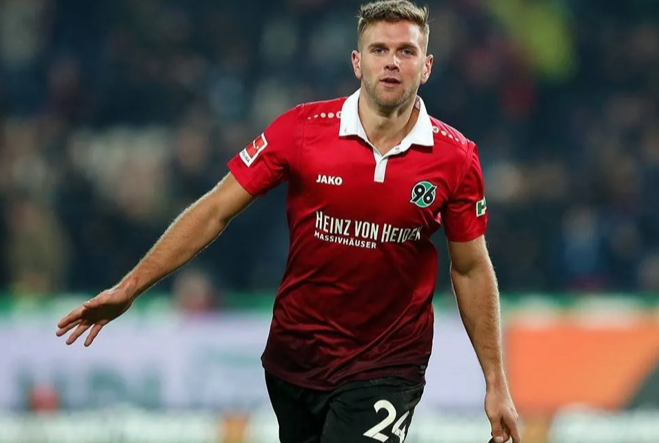 「汉诺威」汉诺威睡狮猛醒？