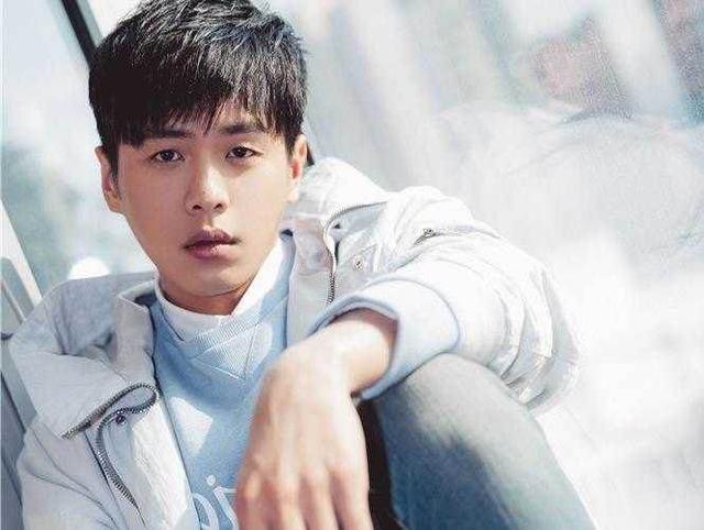 陈飞宇|主角都不认识,配角多是影帝影后,观众:导演,捧儿子不带这样的