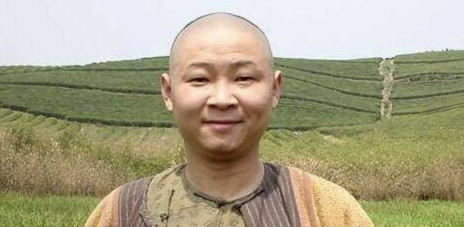 三德子|同样是饰演“三德子”：一个身价过亿娶娇妻，另一个不声不响拿“影帝”