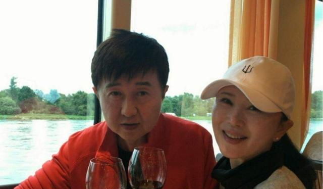 [付笛生]羡慕，那对唱《知心爱人》的夫妻，他们把日子，过得和歌词一样甜