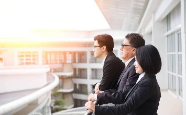 |年龄越大越容易被淘汰的五大“青春饭”专业,很残酷,报考需慎重