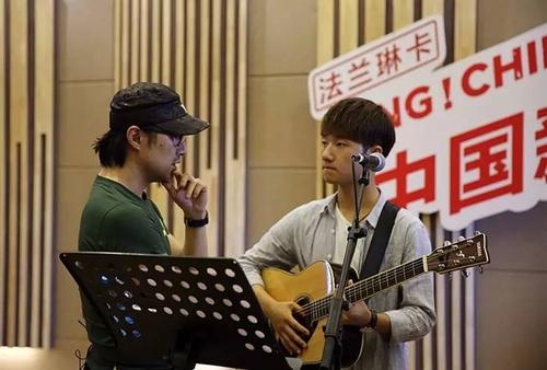 中国好声音|最惨《中国好声音》冠军，以新人身份“再次”参赛，没想到第一场就被淘汰