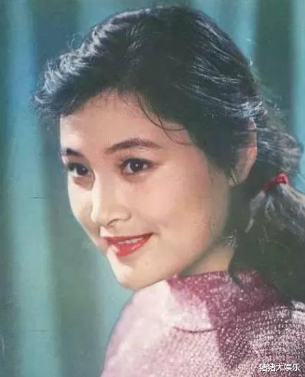 「陈冲」6天前，28岁宣誓“效忠美国”的陈冲，再次“翻了车”