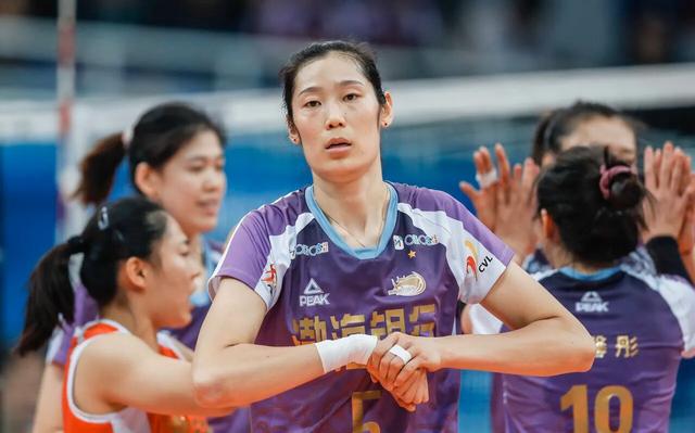 『李盈莹』中国排协突然出了一个通告，和房奴李盈莹、朱婷关系比较大！