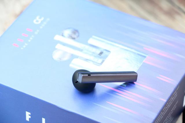 蓝牙耳机|汪峰老师的这款FILL CC真无线蓝牙耳机真的徒有其表吗？