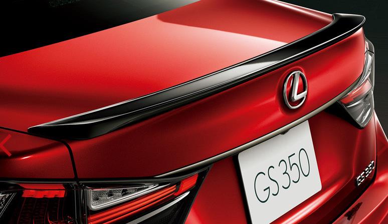 沃尔沃XC60:最帅气雷克萨斯GS来了!性能不输宝马3系,空间与奥迪A4看齐!