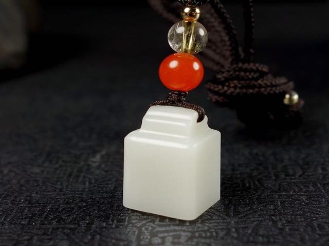 |和田玉水石是什么？黄沁籽料“杀手”，不可不知的秘密