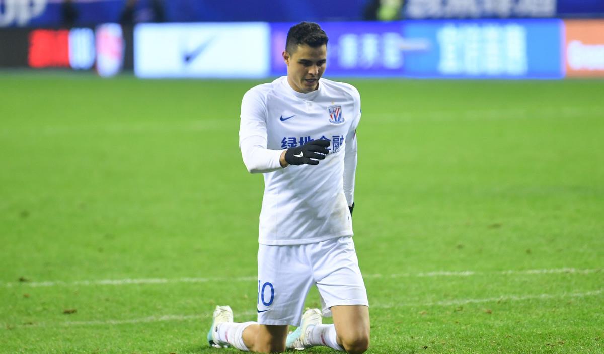 【上海申花】昨晚21点!上海申花这一消息让球迷难入睡,中超争冠又添悬念