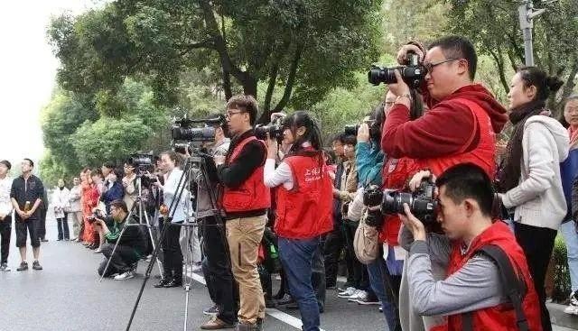 临床医学|我国就业率很高5个专业，学费却很贵，普通学生谨慎报考