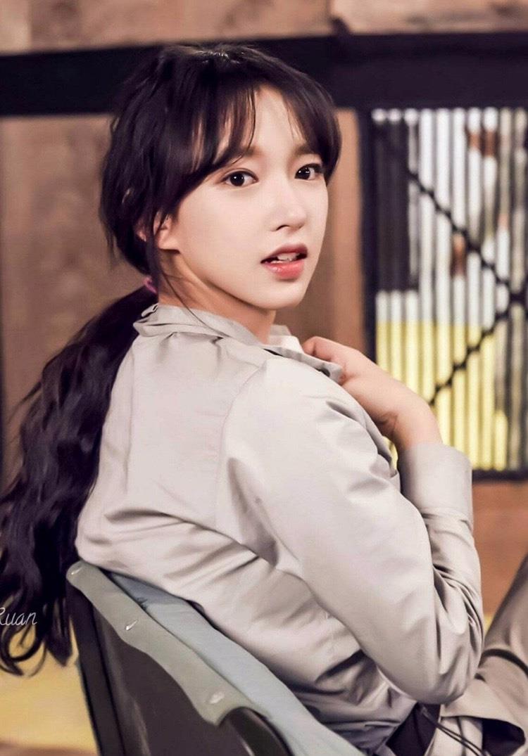 奚梦瑶|程潇舞蹈水平不输孟美岐，颜值不低于吴宣仪，但是为什么不红