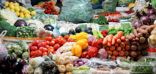 水果|菜市场里最不干净的4种菜,很多人都喜欢买,你中招了吗?