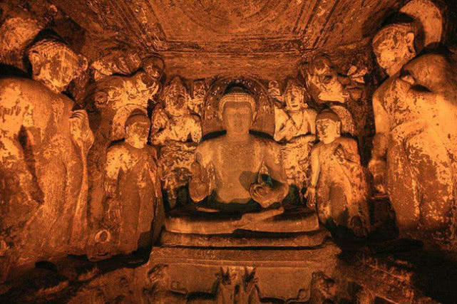 『运势』未来3个月将被幸福围绕，桃花泛滥、财运大旺，喜获丰收的生肖！