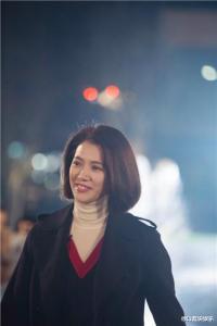 [袁咏仪]袁咏仪自述：赌王不是唯一包养过我的人，话音刚落张智霖笑容僵硬