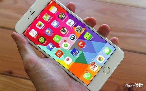 |为什么有些智能手机出厂时，会系统预装很多APP应用软件？