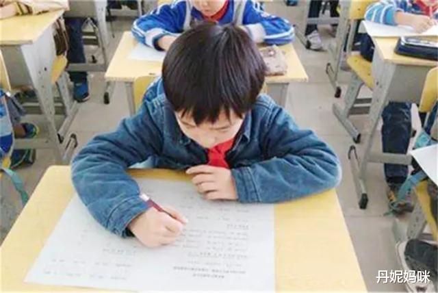 考试:小学试卷“1.2+6.8=8”被打叉,宝爸质问错哪了,老师的回应亮了
