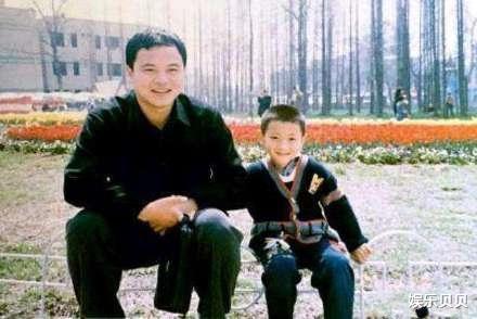 黄子韬|?黄子韬爸爸生前最后一次谈儿子,话语满是疼爱与不舍,令人泪目