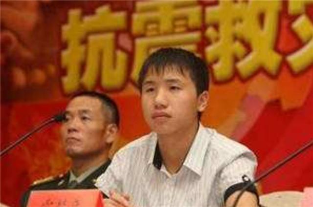 臆说古史|汶川地震中，那个舍己救人的英雄少年，后来为何会被判刑12年？