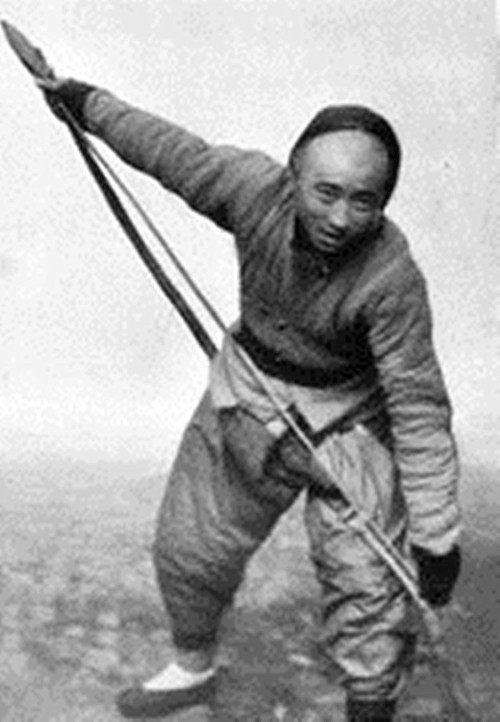 霍元甲|慈禧身边暗藏的武林高手，霍元甲连踢三脚都丝毫不动，名字很耳熟
