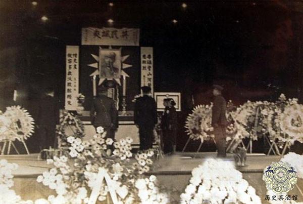 戴笠■实拍戴笠墓地:死前曾给蒋介石发去神秘电报,如今墓室已被打开