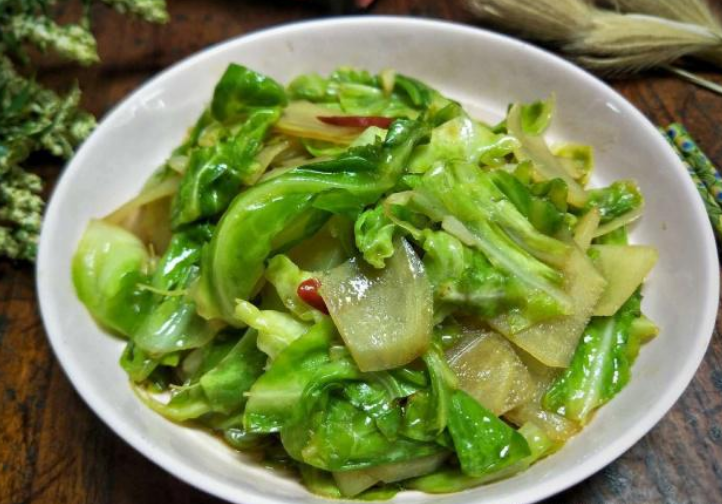 土豆■夏天，土豆和此物是绝配，每天炒一盘，营养又解馋，好吃不长肉