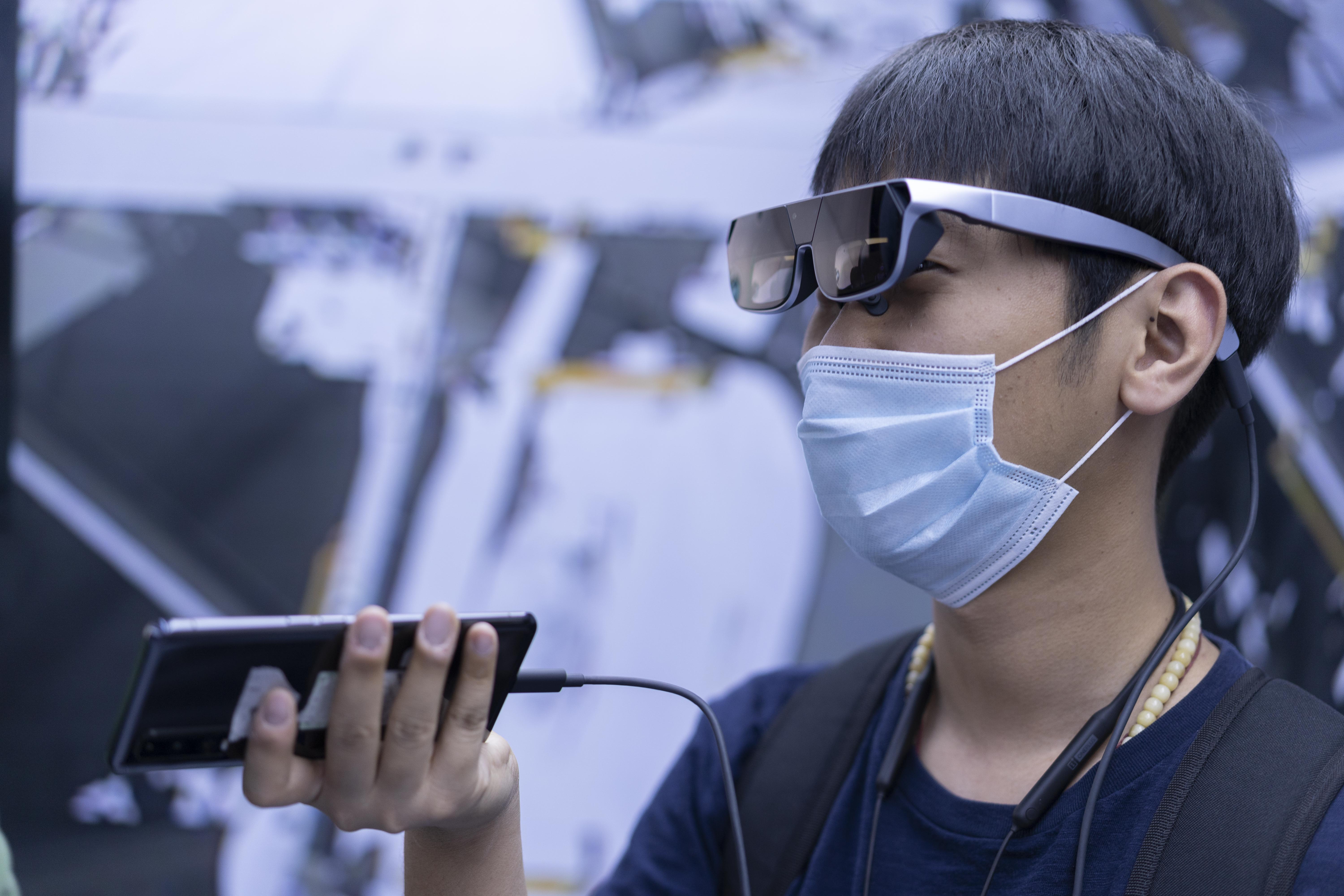 |OPPO召开“未来大会”，卷轴屏概念机体验来了！