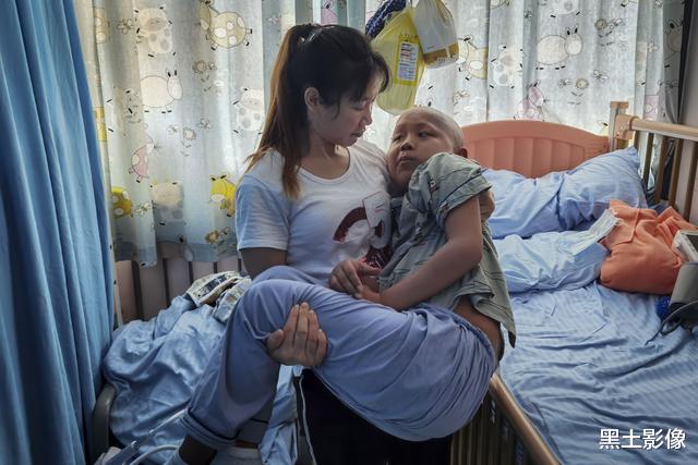 黑土影像|重庆14岁少年患重症，求爸妈再给他一次机会，母亲：你要争气啊