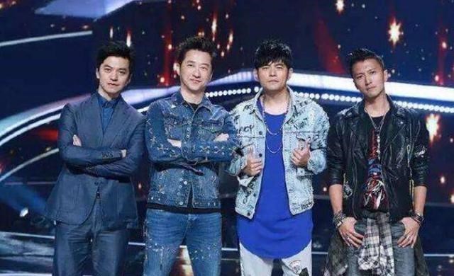 连战|《好声音》捧出了8个总冠军，发展最好的却是连战都没进去的他