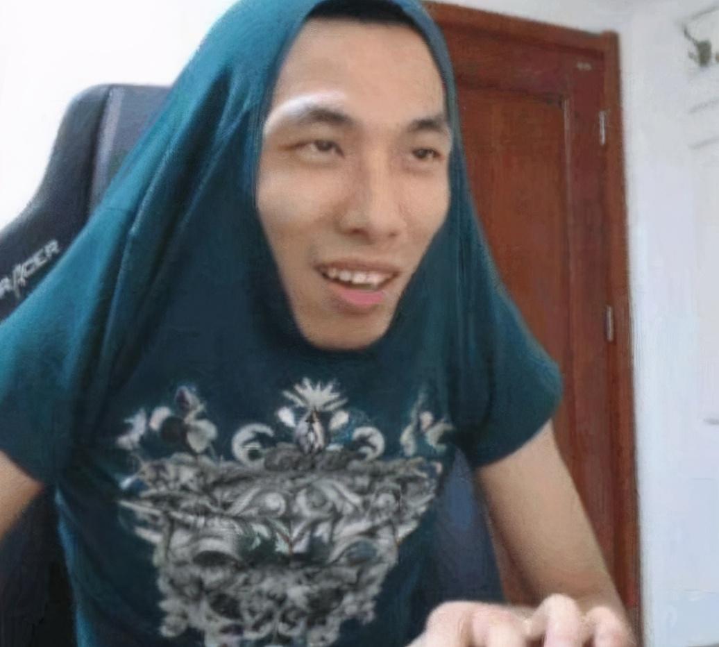 旭旭宝宝|土豪玩家有多离谱?属性超旭旭宝宝成国服第一,内测冲上战力榜首