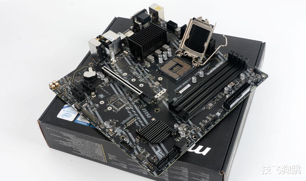 英特尔|3000预算不到，想上10400配置办公主机该怎么装