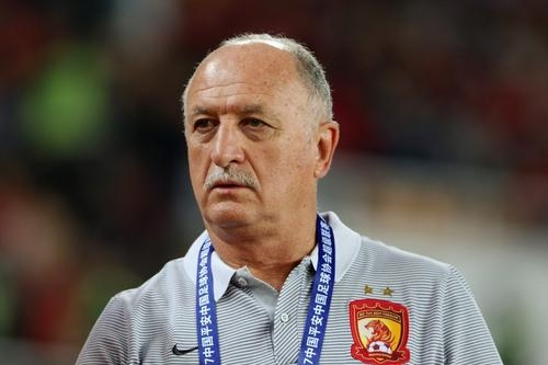 斯科拉里:斯科拉里为什么在中国找不到工作?