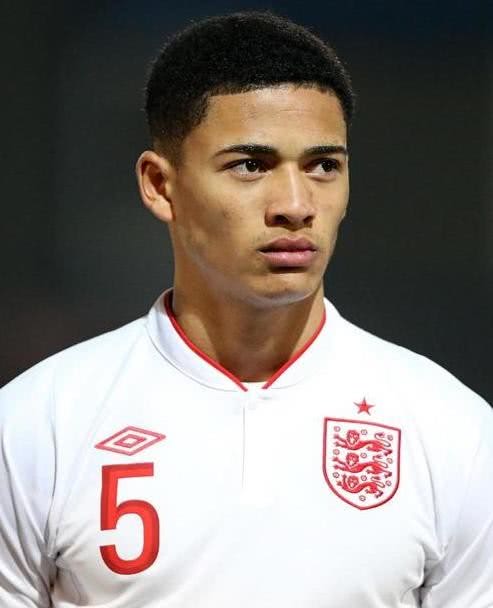 #布朗宁#布朗宁至今无缘国足原因揭晓！恒大瞄准1政策漏洞，用2大证据助他翻盘