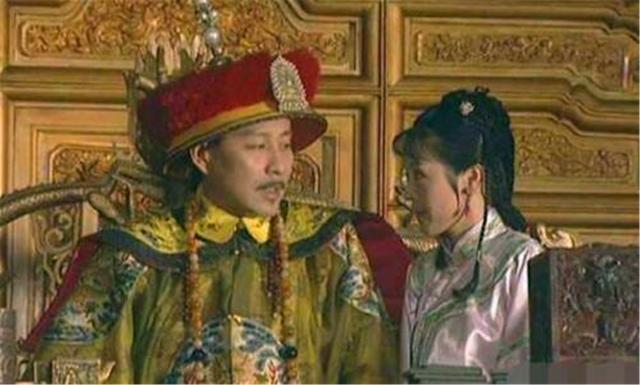 康熙▲内蒙特大发现，出土龙袍女尸，身下还有血迹，专家：康熙最爱的人