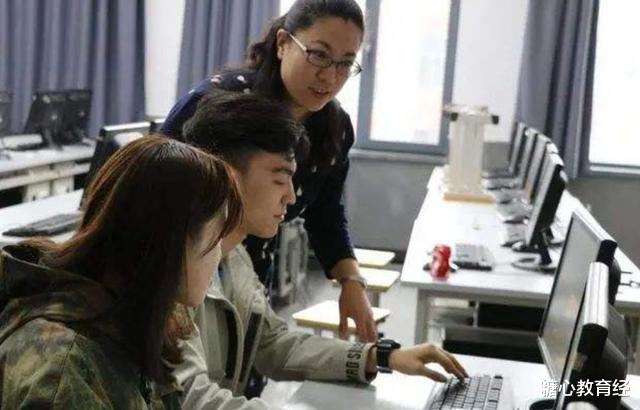 大学|大学里“不过时”的5个专业,就业前景好,毕业就是“铁饭碗”