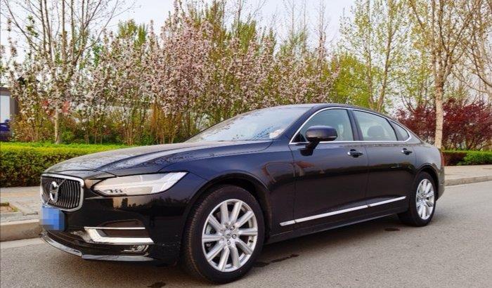 『马力』沃尔沃S90:我都只卖30万出头了,大家还不买能怎么办?